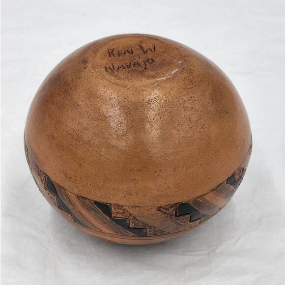 Ken Williams Native American Navajo Pottery Ye'i Holy Person Rainbow Guardian - Picture 8 of 9